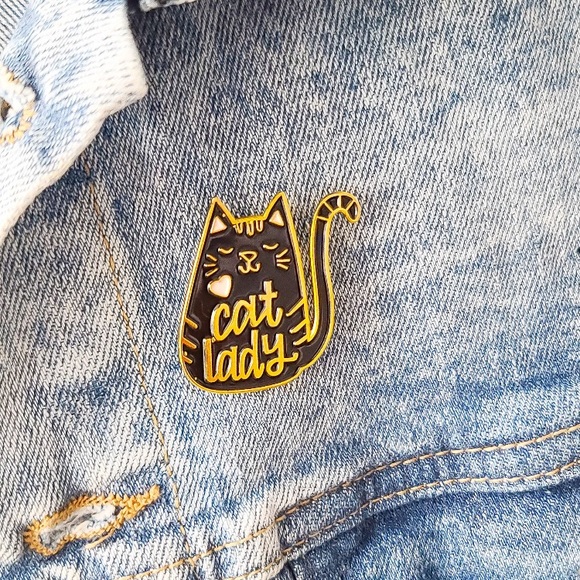 🎉 New Cat Lady Enamel Pin - Picture 2 of 5